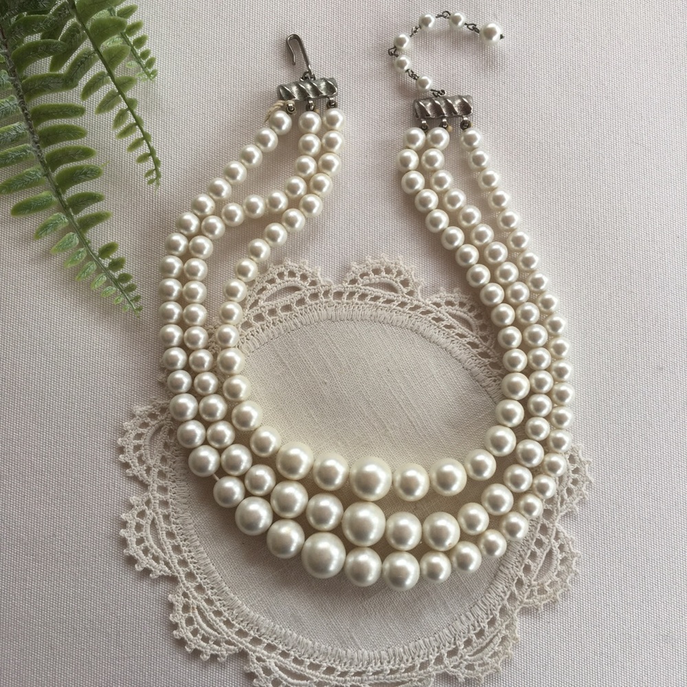 Faux Pearl Necklace